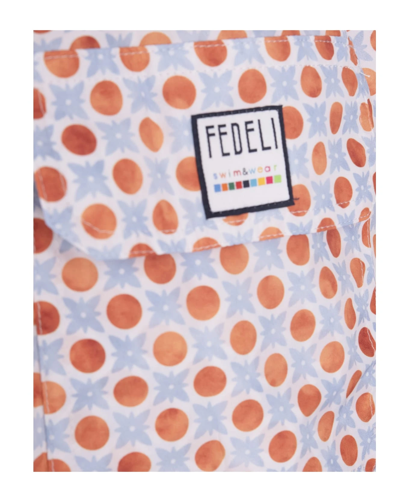 Swim Shorts With Two-tone Flower And Polka Dot Pattern 5 Swim Shorts With Two-tone Flower And Polka Dot Pattern - Image 3